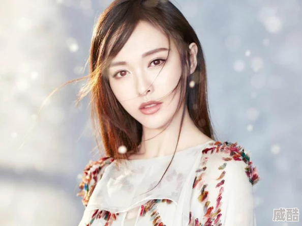爱琳诗篇深度解析：探寻哪个女神在当前版本中实力最强劲
